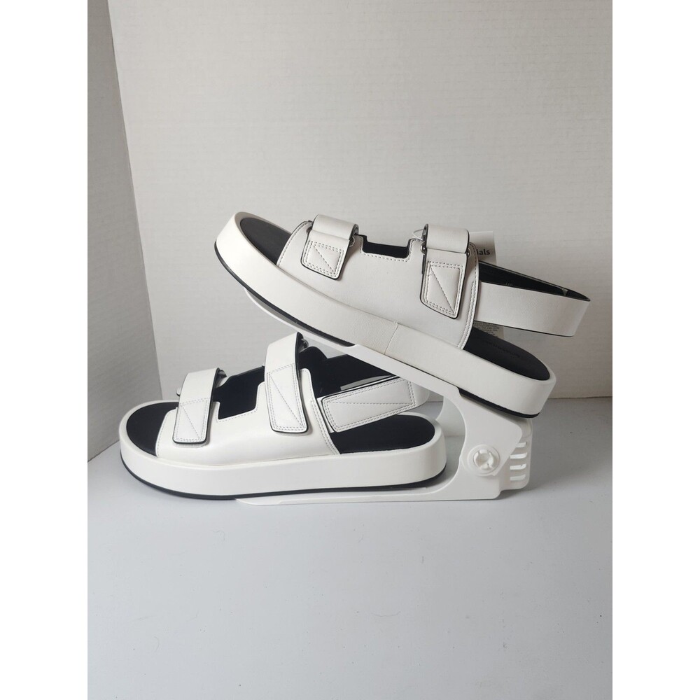 Amazon Basics Size 9 White Sandals